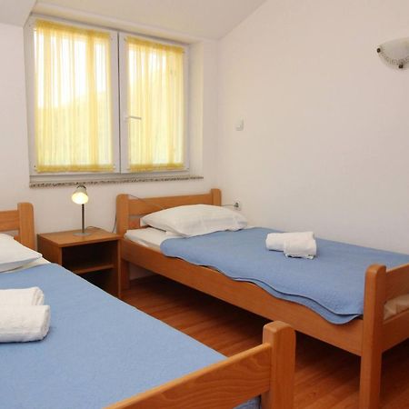 Apartments Knezevic Baška Kültér fotó