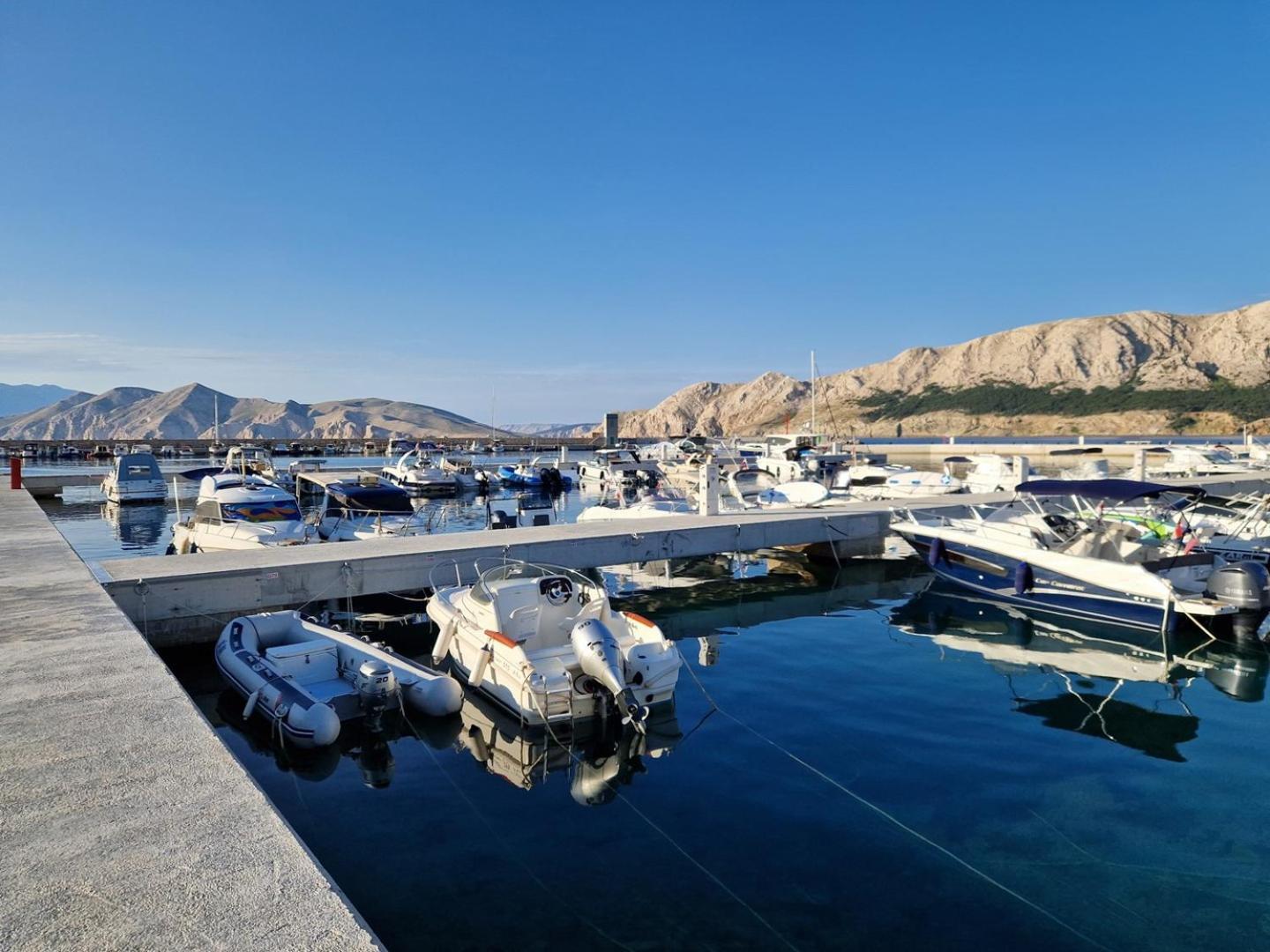 Apartments Knezevic Baška Kültér fotó